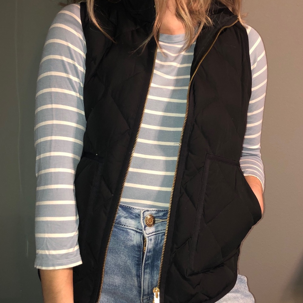 American Eagle Soft and Sexy Long Sleeve Tee - Picture 2 of 4